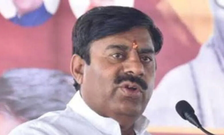 विधायक रामेश्वर शर्मा ने कहा -पता नहीं काली पट्टी बांधकर दुआएं कबूल होगी की नहीं