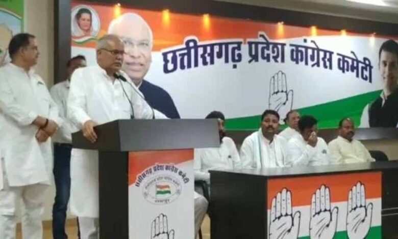 झीरम हमले की 12वीं बरसी पर कांग्रेस ने मनाया शहादत दिवस
