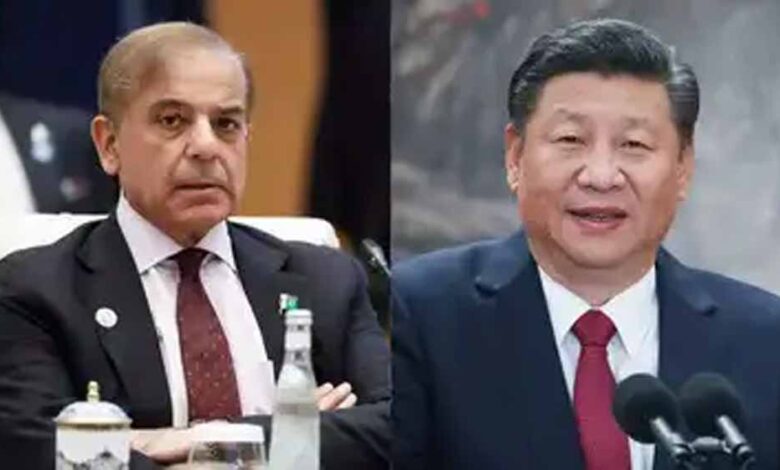 अब पाकिस्तान के डिप्टी पीएम और विदेश मंत्री इशाक डार कटोरा लेकर चीन की यात्रा पर जाएंगे