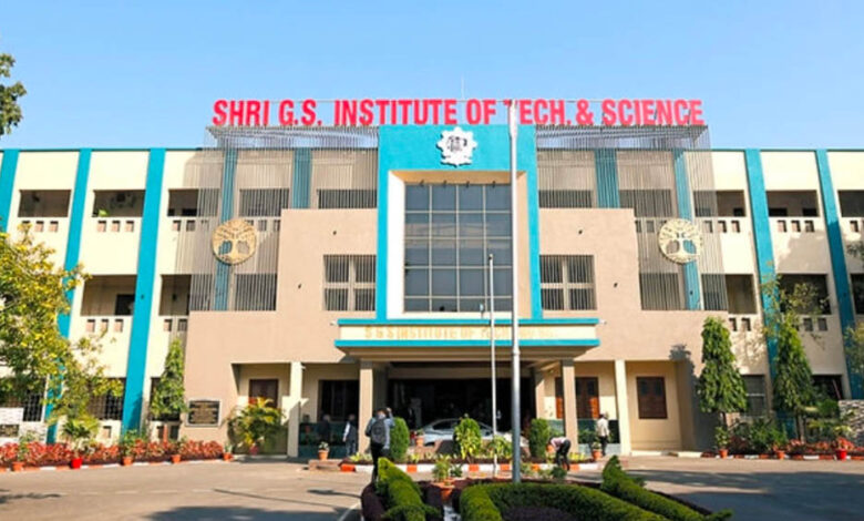 इंदौर-में-इंजीनियरिंग-की-पढ़ाई-अब-हिंदी-में!-sgsits-की-नई-पहल,-छात्रों-को-मिला-बड़ा-विकल्प