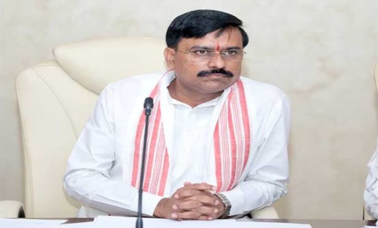 लोक-कलाओं-में-शुरू-करें-सर्टिफिकेट-कोर्स-:-राज्य-मंत्री-लोधी