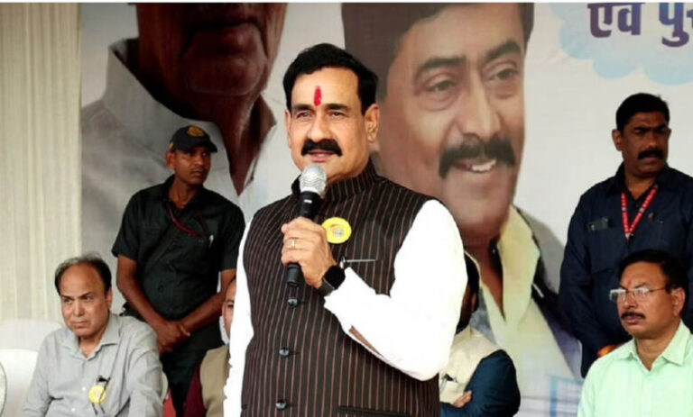 2023-की-हार-के-बाद-अब-टिकट-भी-कटा,-क्या-दतिया-में-खत्म-हो-रहा-है-नरोत्तम-मिश्रा-का-सियासी-दौर?