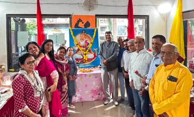 कुकिंग-प्रतियोगिता-के-दूसरे-दिन-भी-महिलाओं-ने-दिखाई-अपनी-प्रतिभा